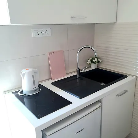 Studio Apartments Regina Bol Zimmer foto