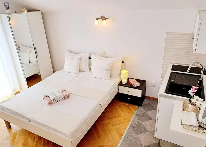 Studio Apartments Regina