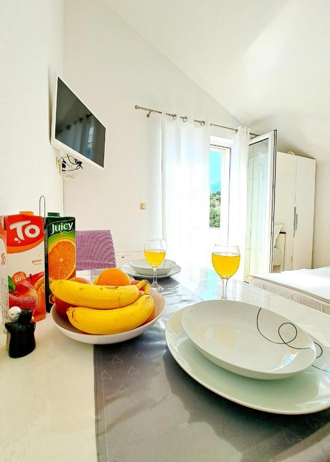 Regina Apartment