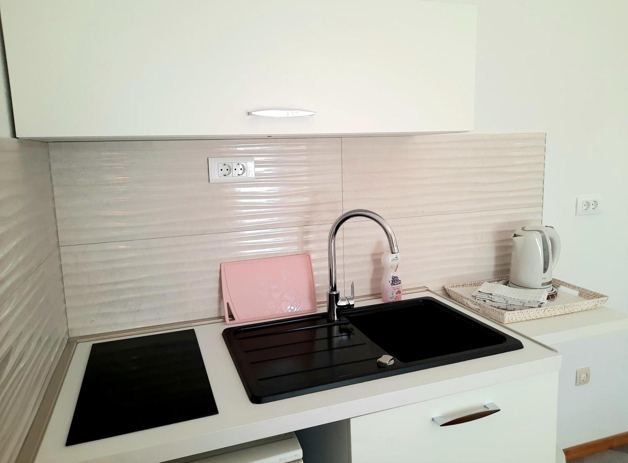 Regina Apartment Bol