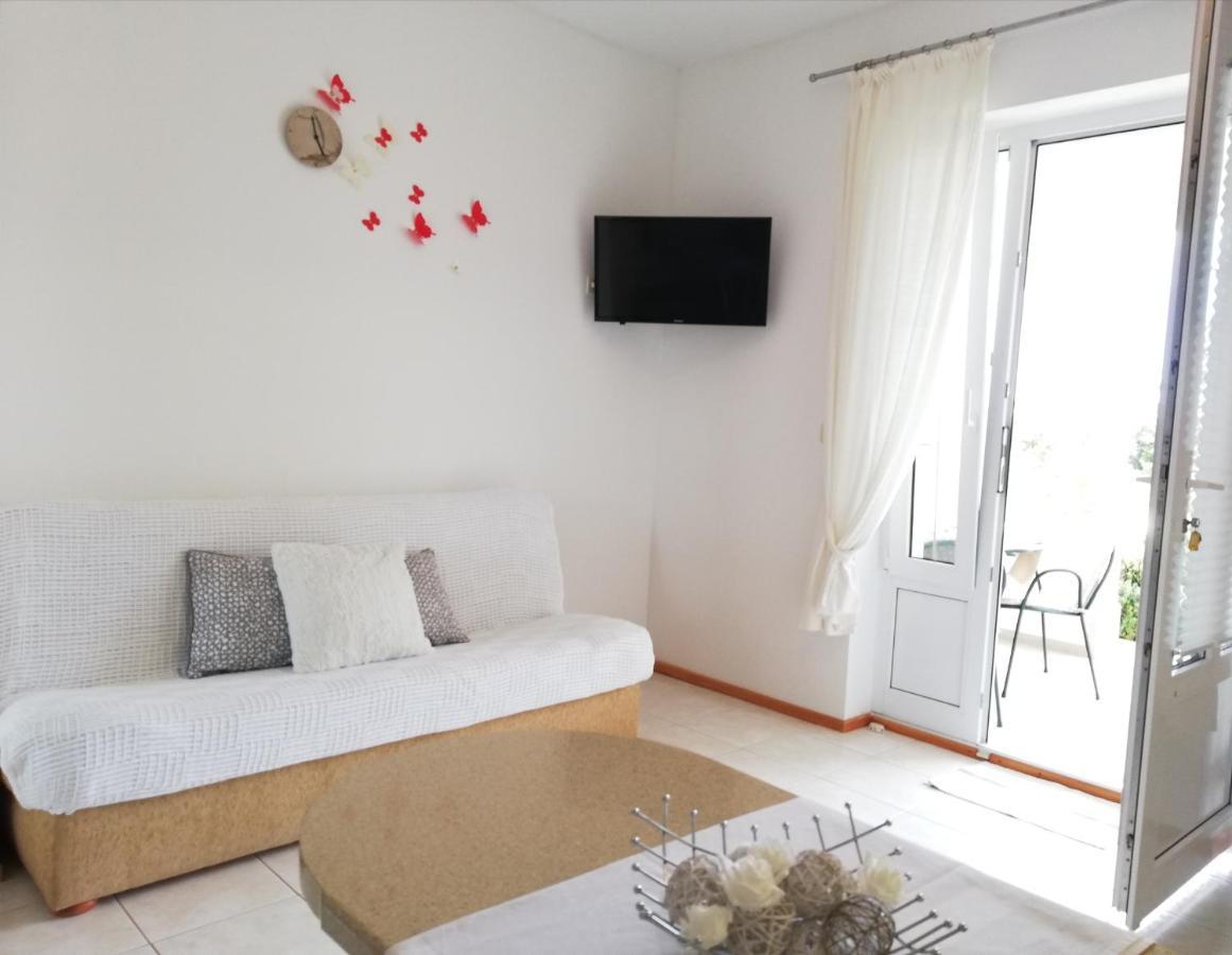 Regina Apartment
